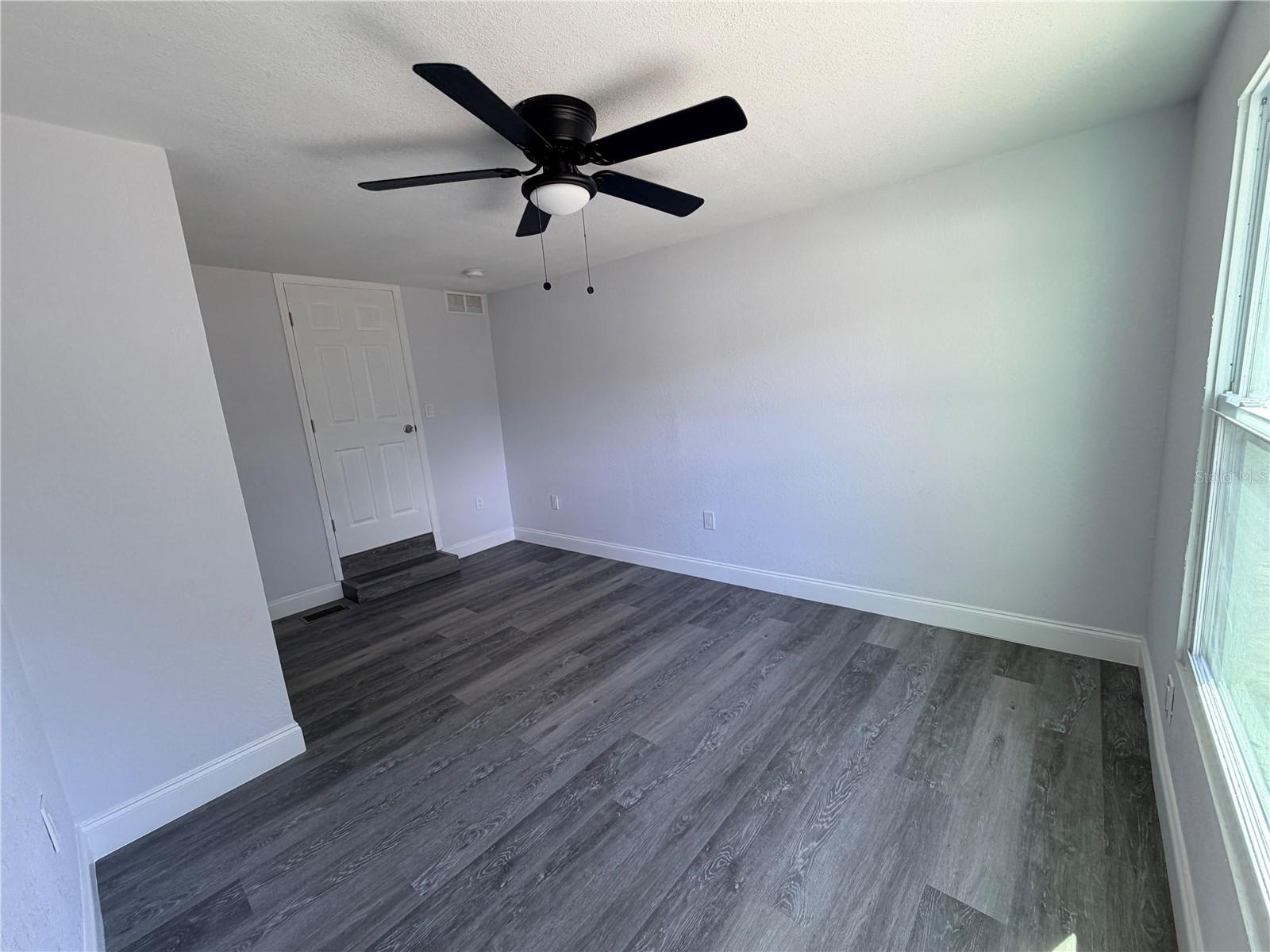 OAKWOOD MANOR - Residential