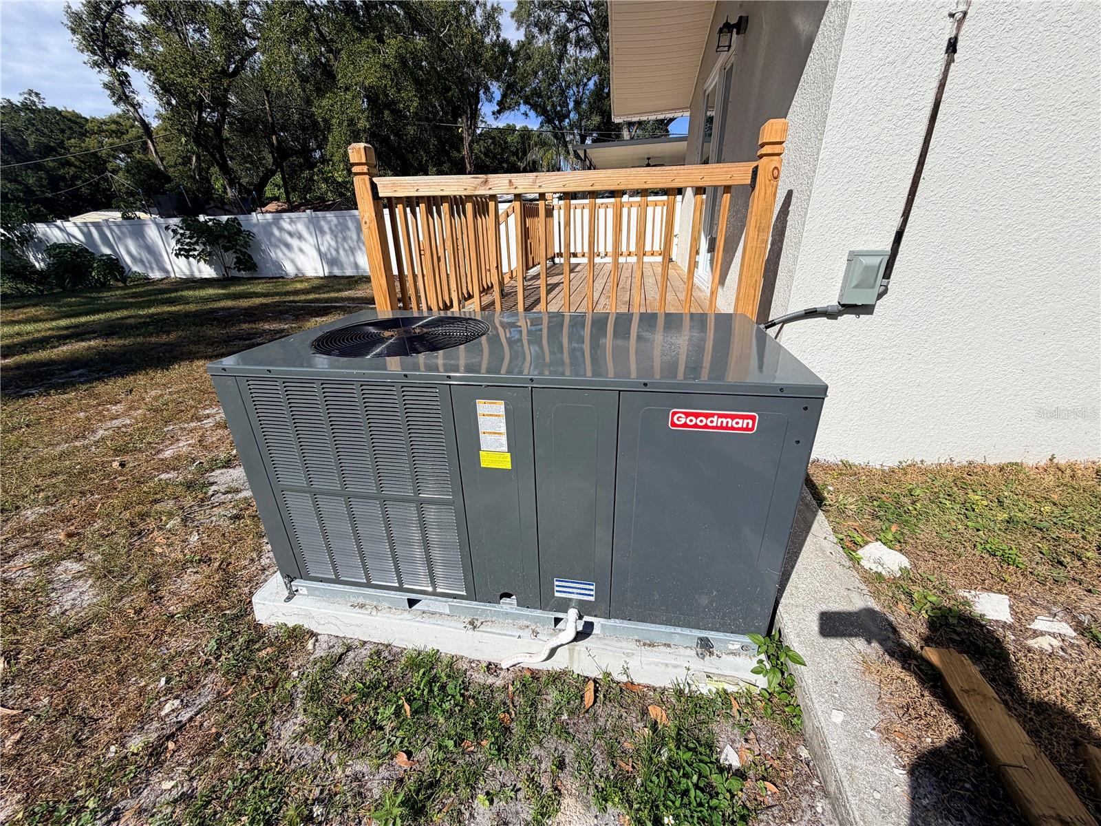 OAKWOOD MANOR - Residential