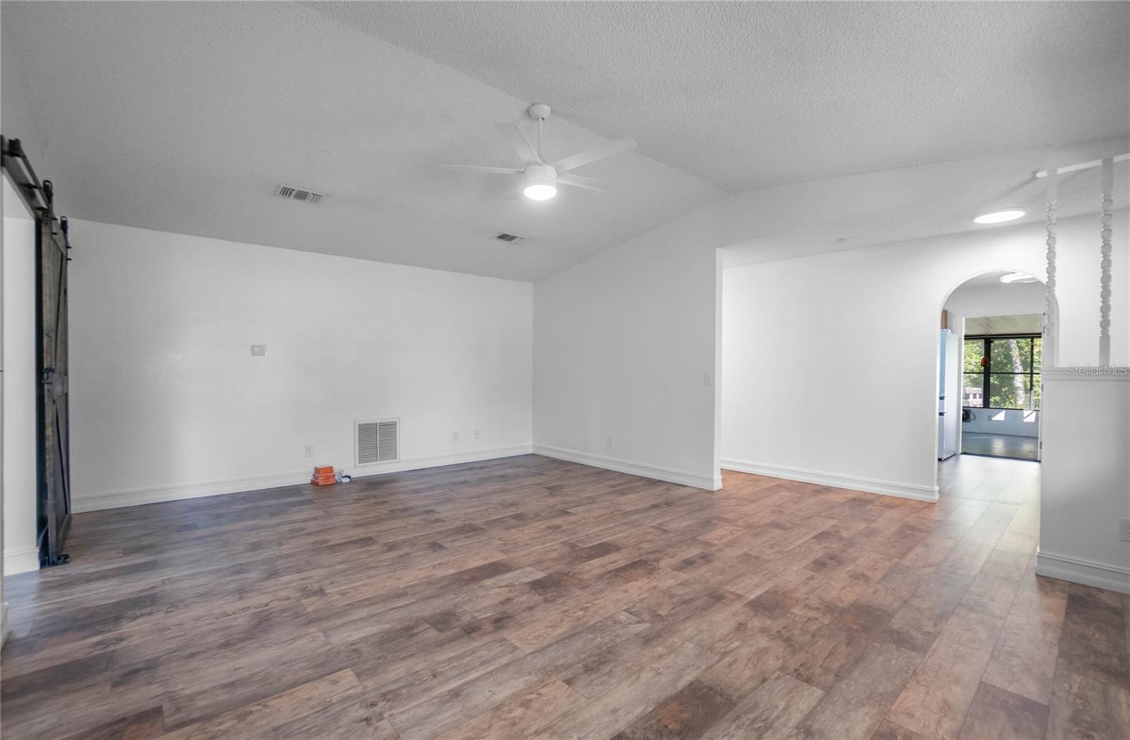 INVERNESS HIGHLANDS SOUTH - Residential