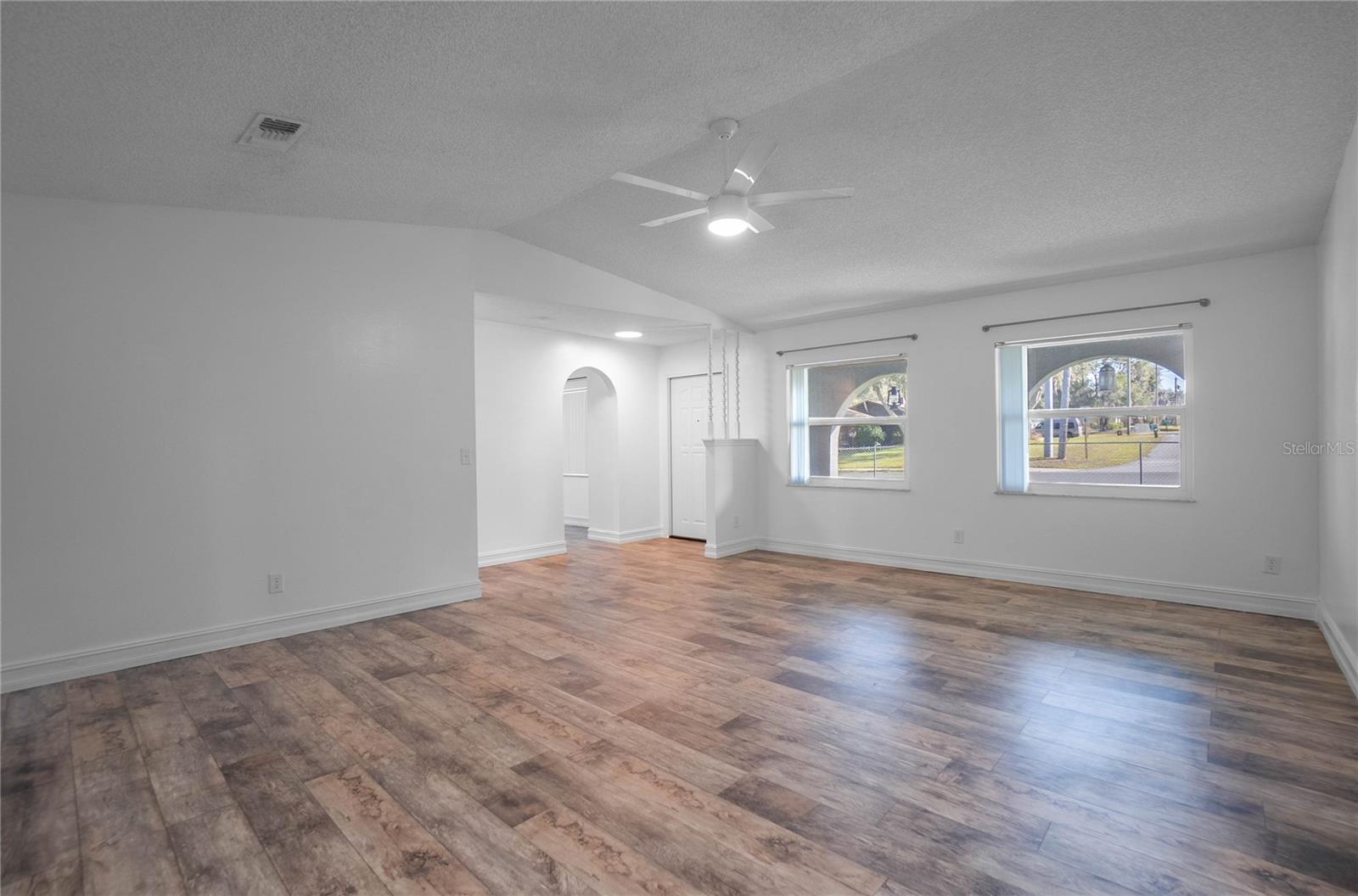 INVERNESS HIGHLANDS SOUTH - Residential