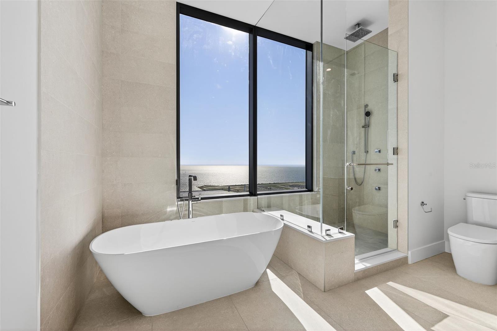 ART HOUSE - Residential