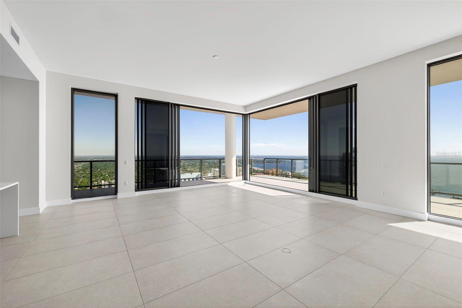 ART HOUSE - Residential