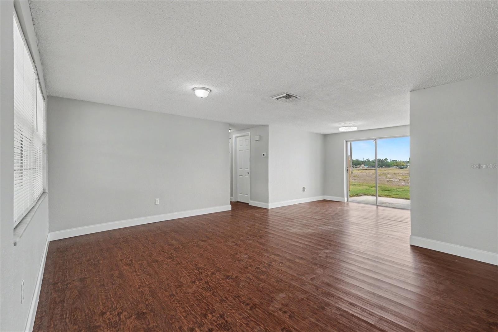 7037 MAGNOLIA VALLEY DRIVE