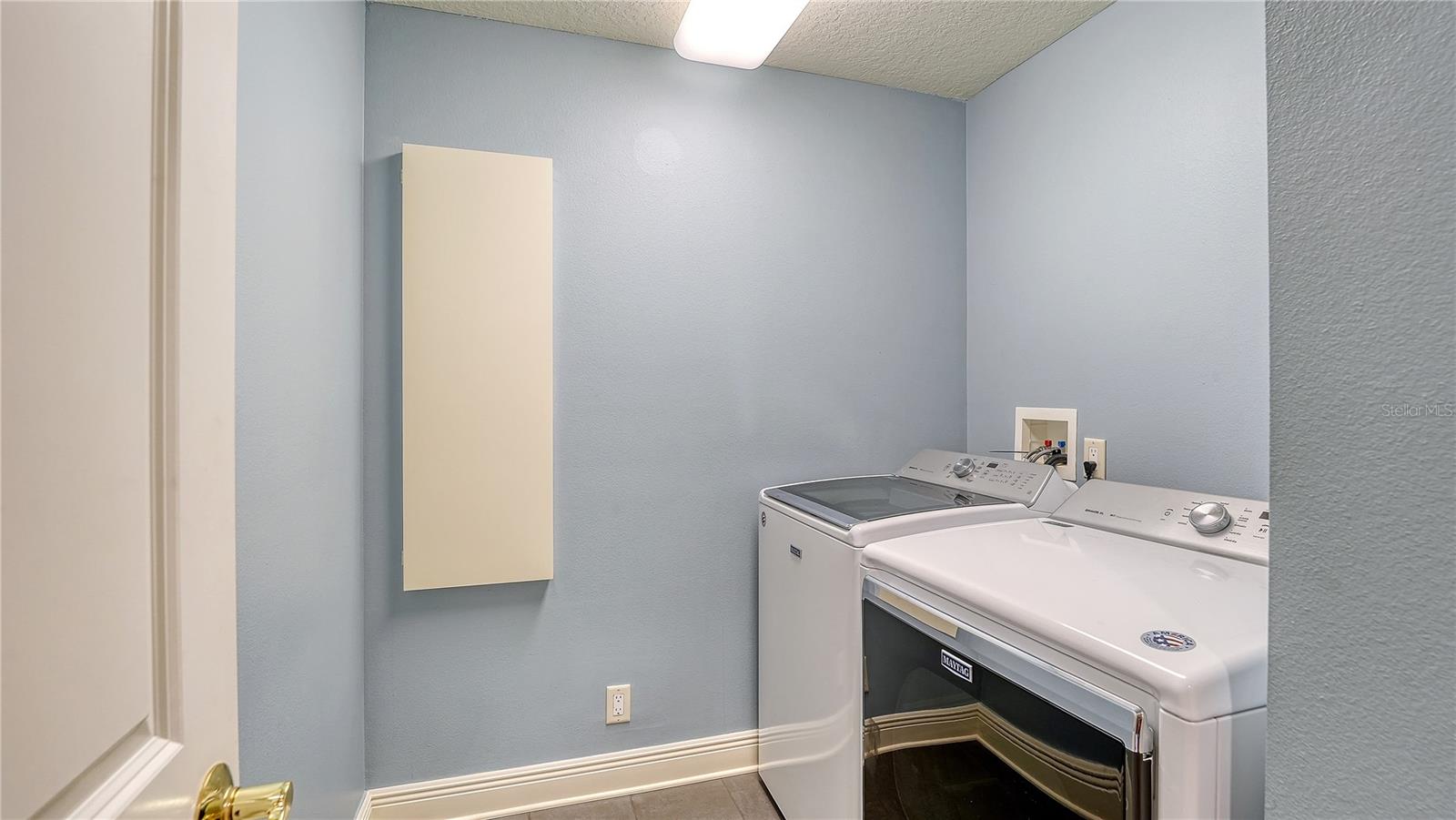 MARINA DEL SOL - Residential