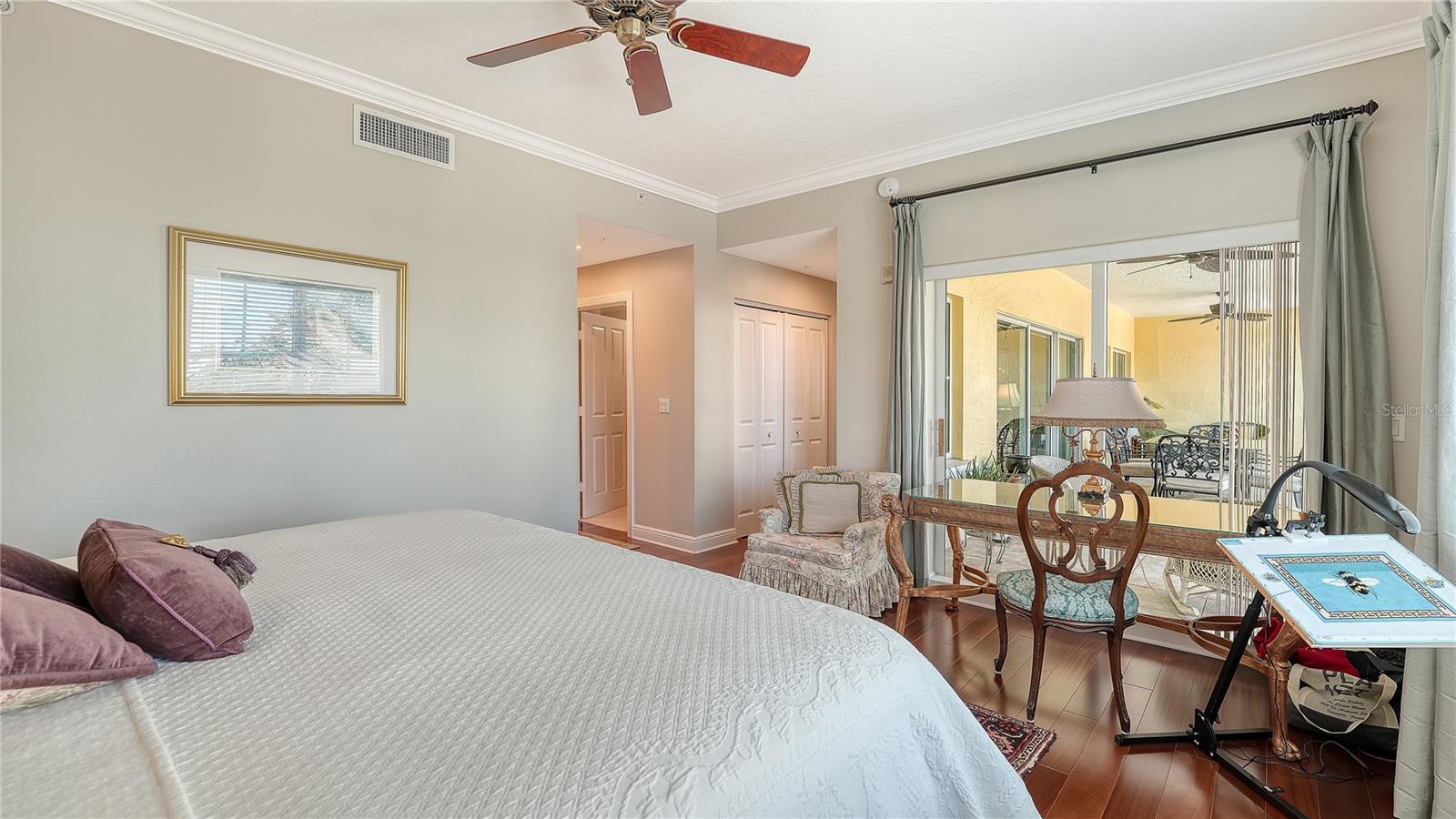 MARINA DEL SOL - Residential