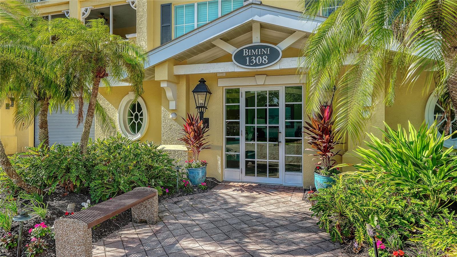 MARINA DEL SOL - Residential