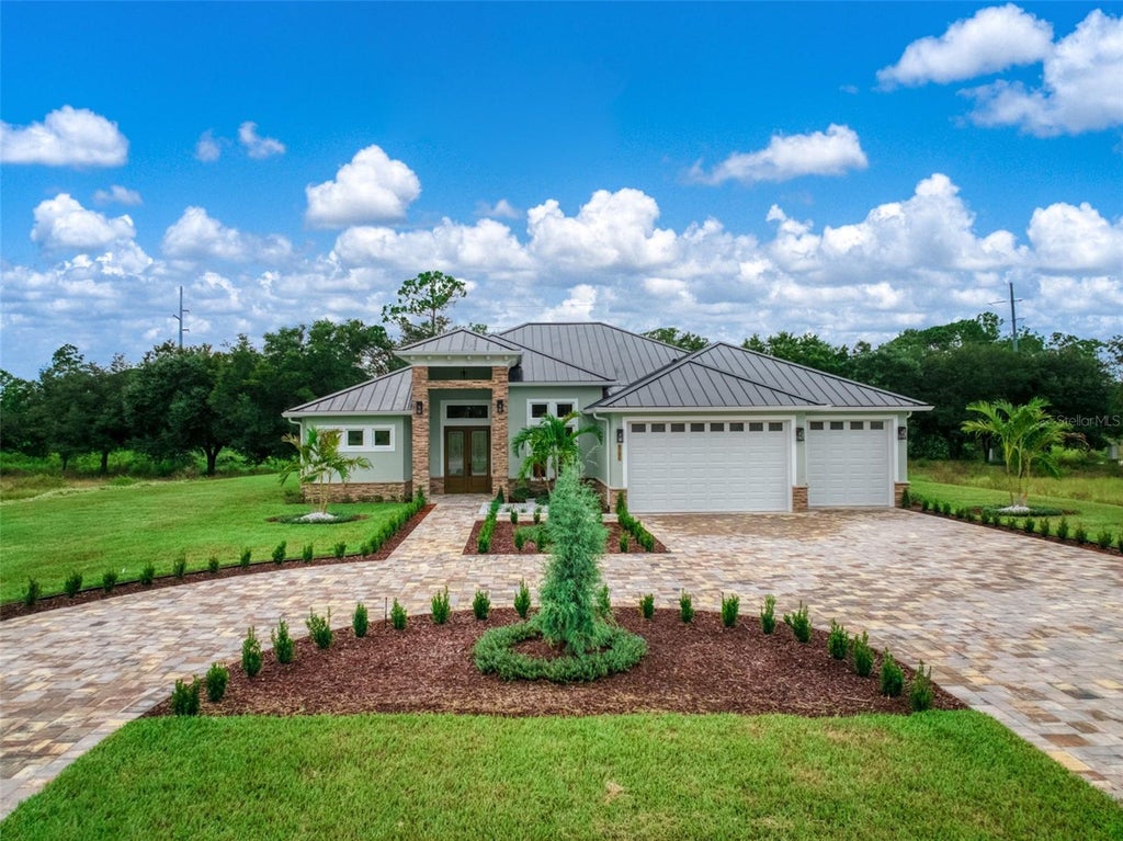 Photo of 1613 Tuscany Court, Sebring, FL 33872 (MLS # D6149154)