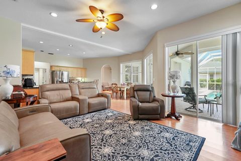 Single Family Residence in SARASOTA FL 4416 GOLDEN LAKE DRIVE 20.jpg