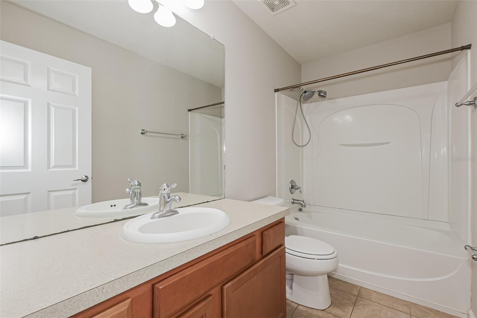 LAKESIDE PH 1A 2A & 05 - Residential