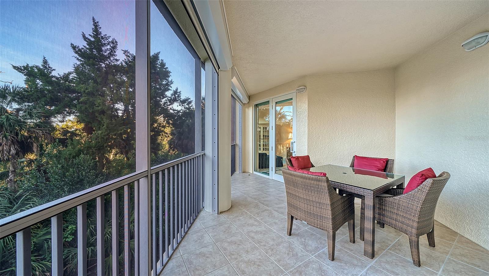 MERIDIAN AT THE OAKS PRESERVE - Residential