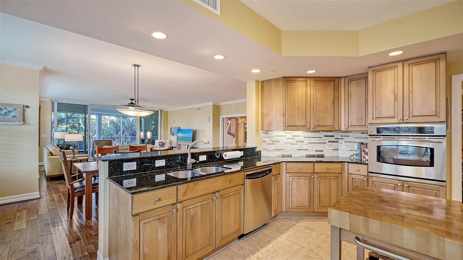 MERIDIAN AT THE OAKS PRESERVE - Residential