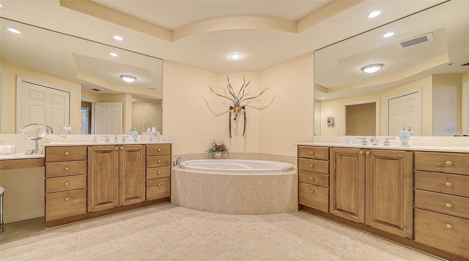 MERIDIAN AT THE OAKS PRESERVE - Residential