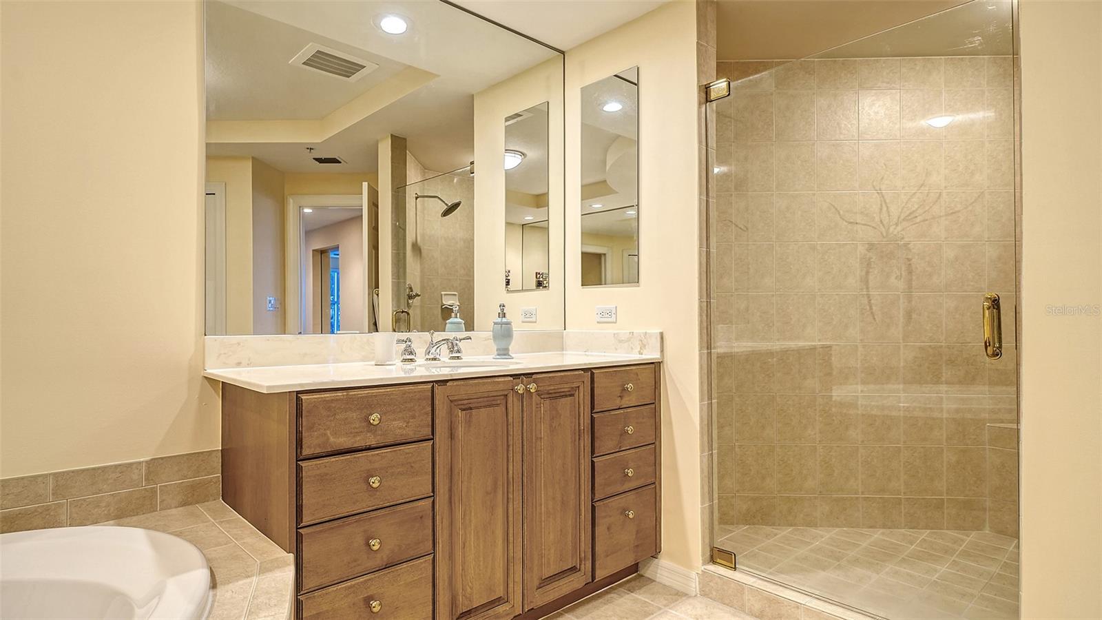 MERIDIAN AT THE OAKS PRESERVE - Residential