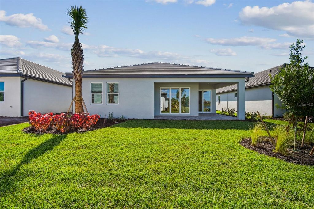 Photo of 17139 Savory Mist Circle, Lakewood Ranch, FL 34211 (MLS # R4909896)