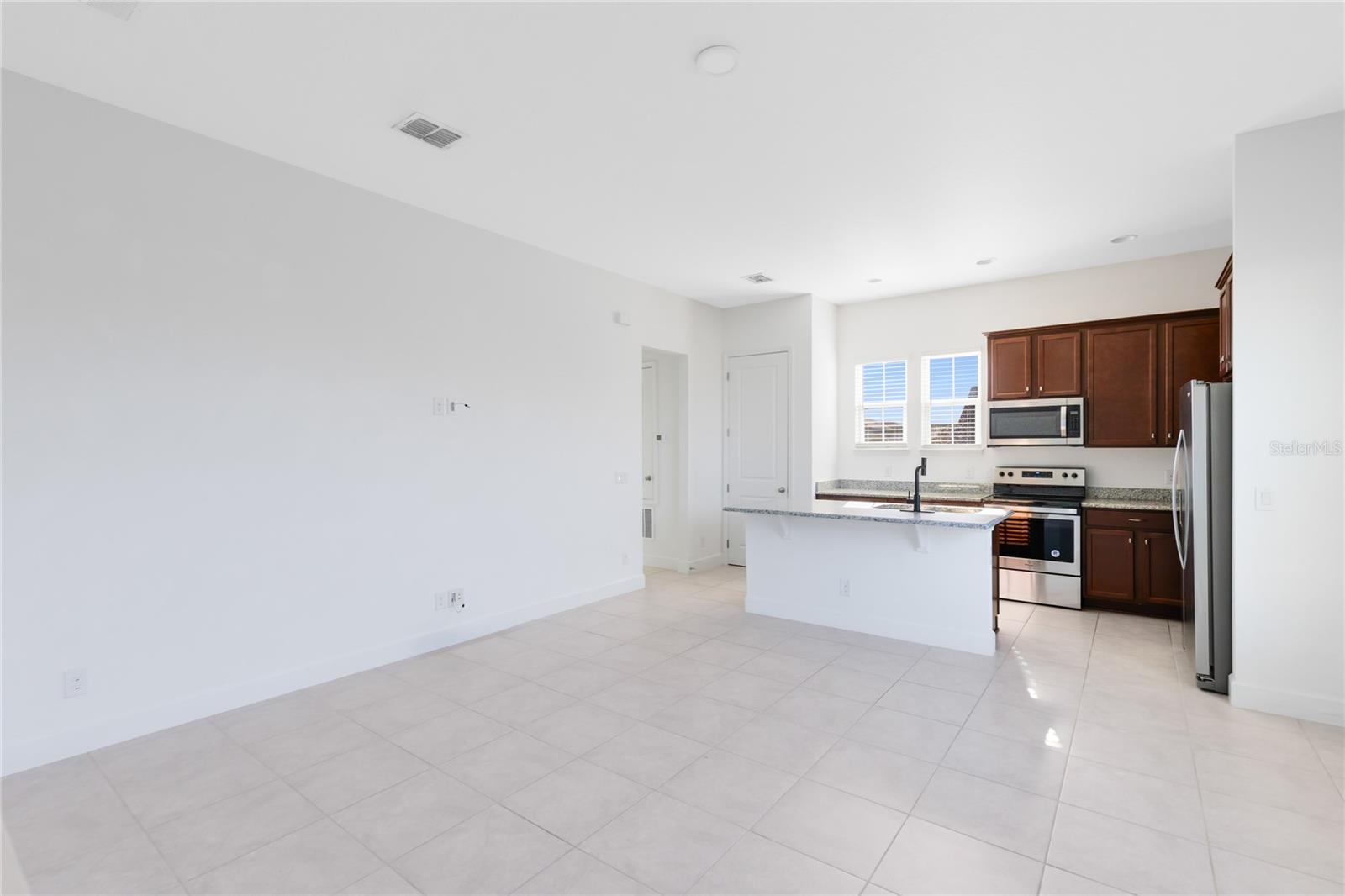 LAUREATE PARK - Residential Lease