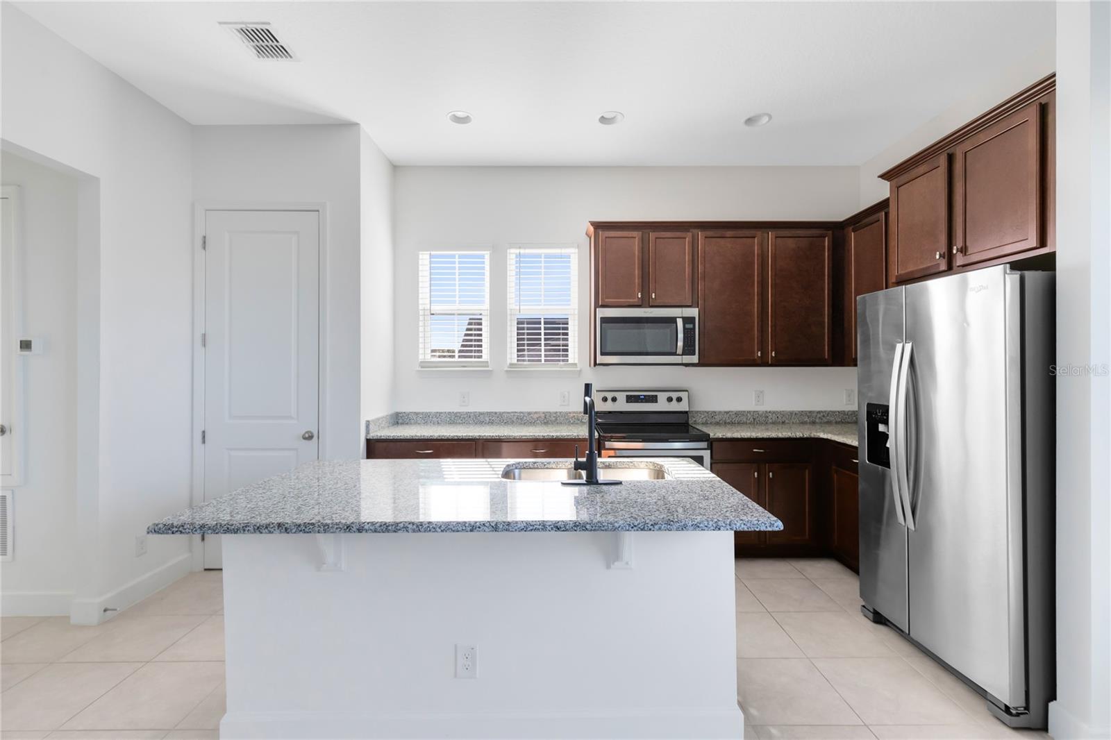 LAUREATE PARK - Residential Lease