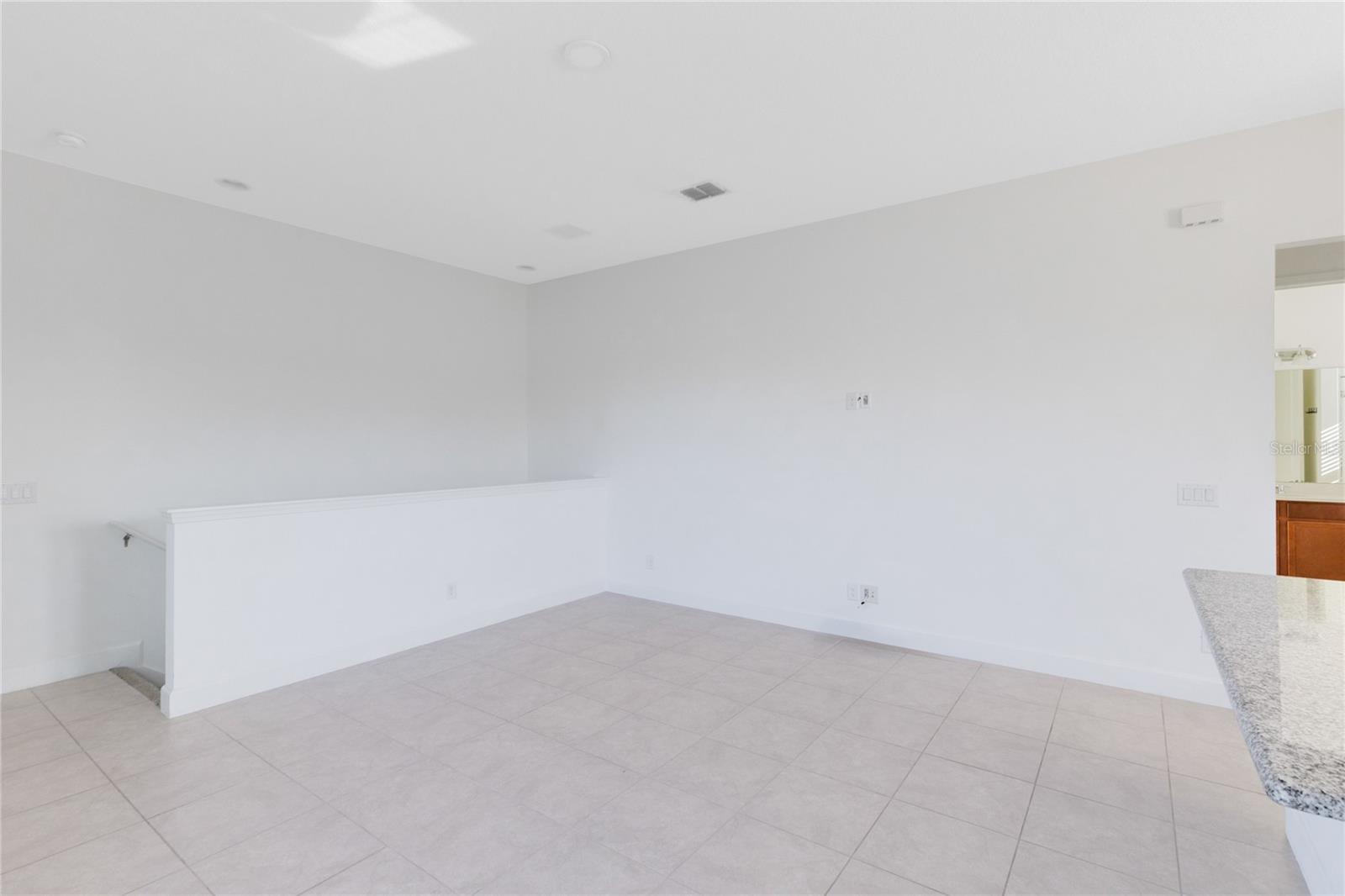 LAUREATE PARK - Residential Lease