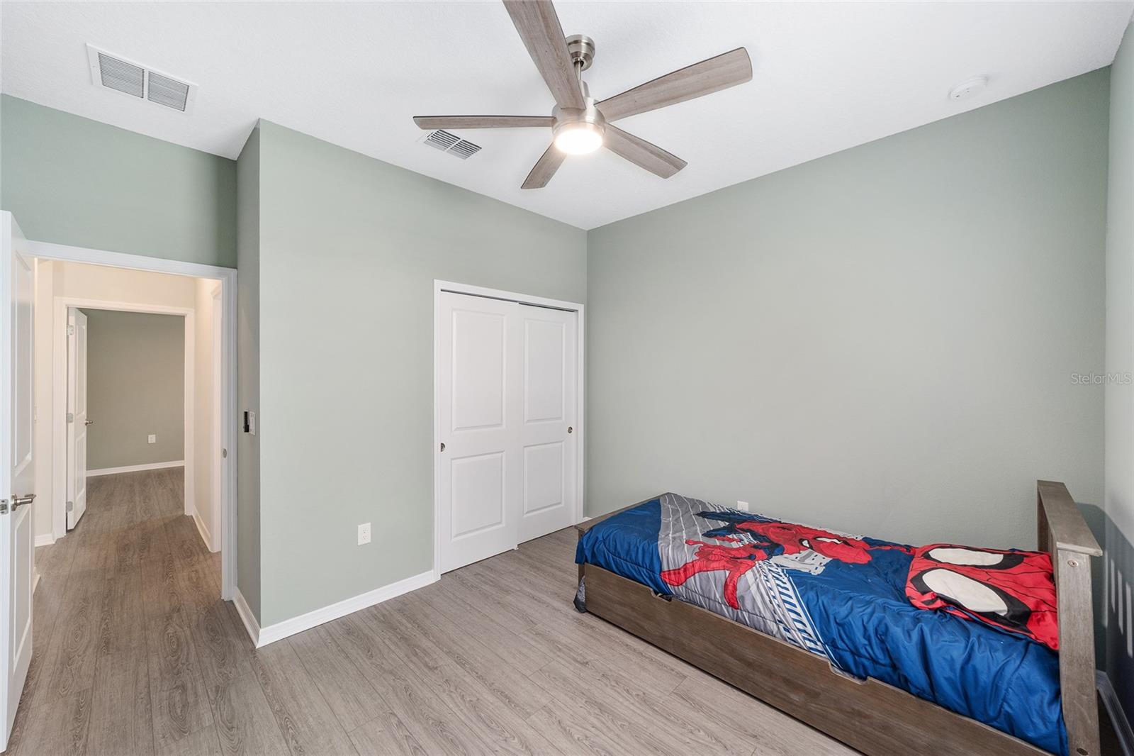 CALESA TOWNSHIP ROAN HILLS PH - Residential