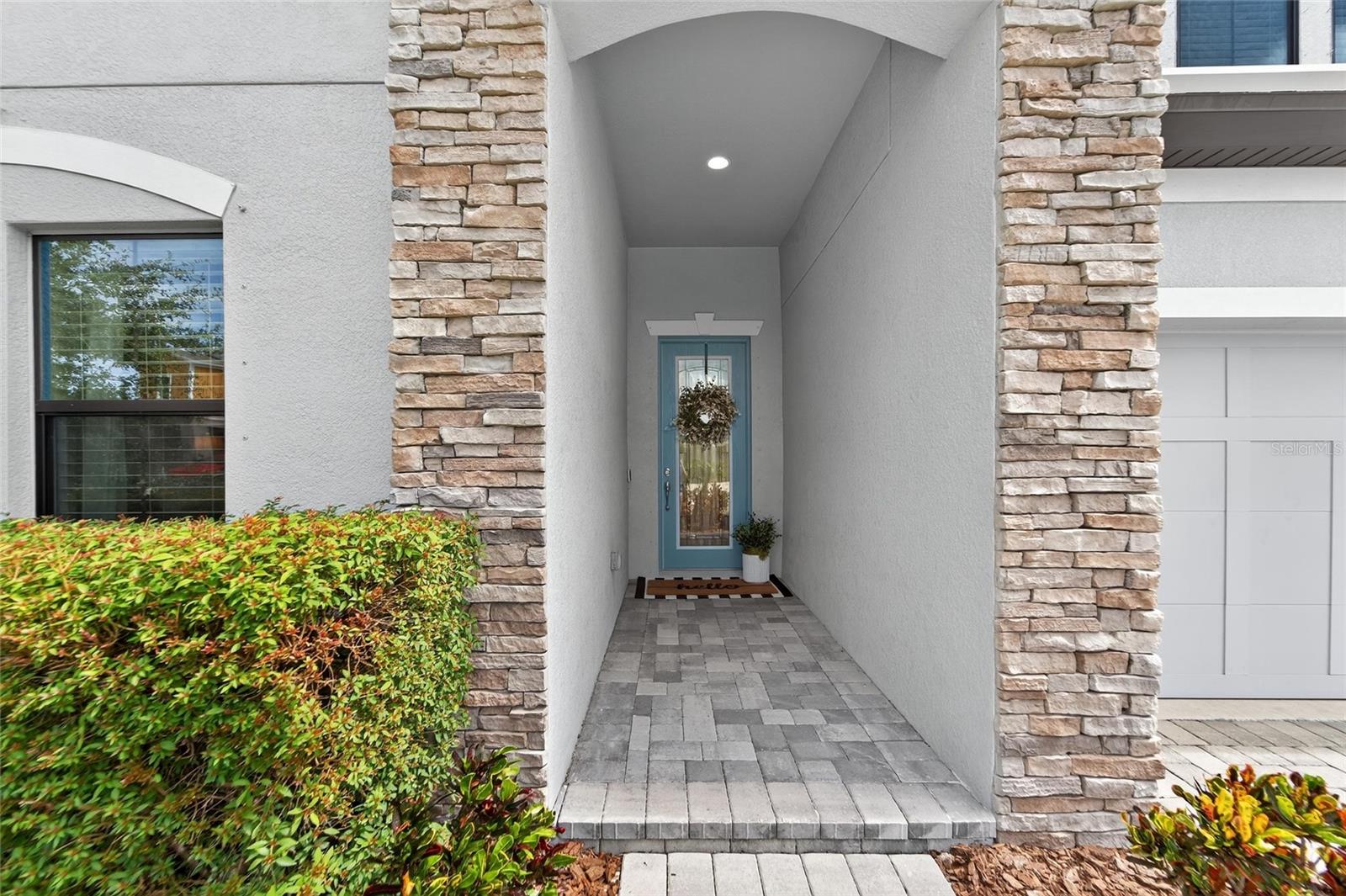 12928 TWIN BRIDGES DRIVE