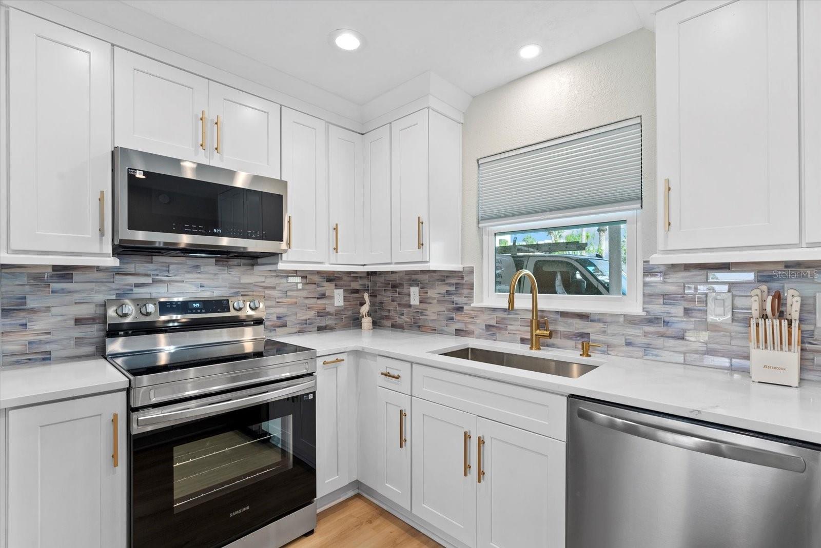 5830 MIDNIGHT PASS ROAD 25
