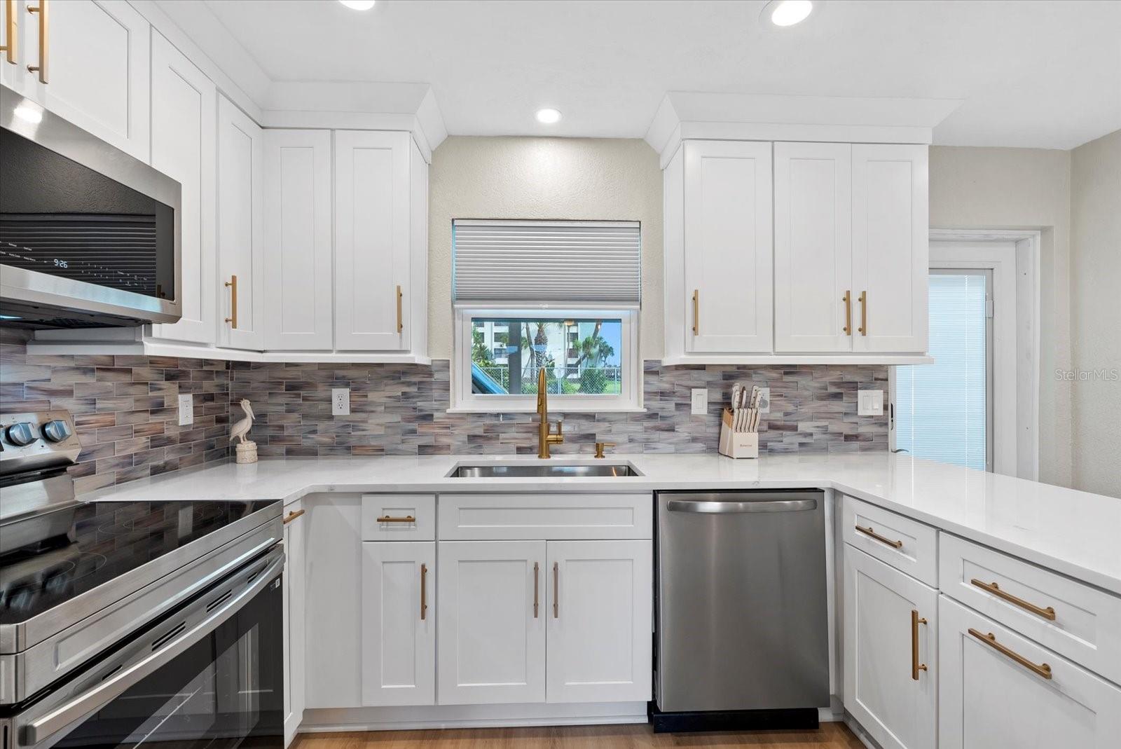 5830 MIDNIGHT PASS ROAD 25