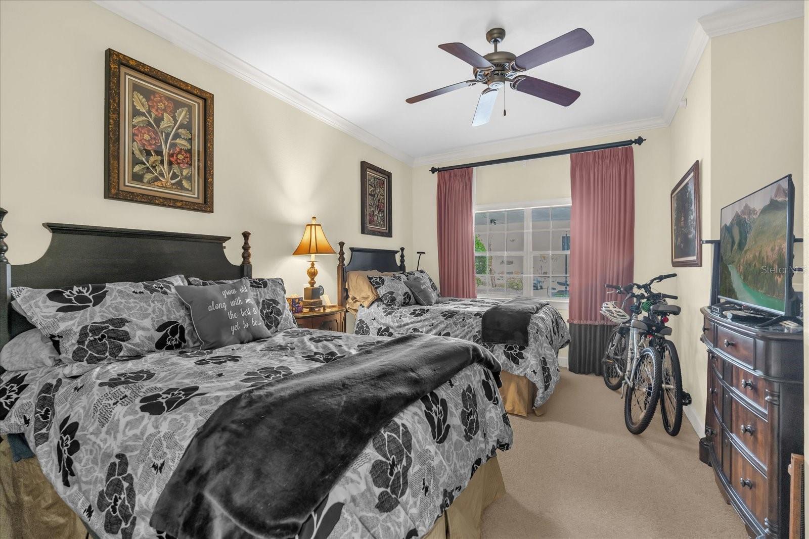 CENTRE COURT RIDGE PH 8 CONDO - Residential