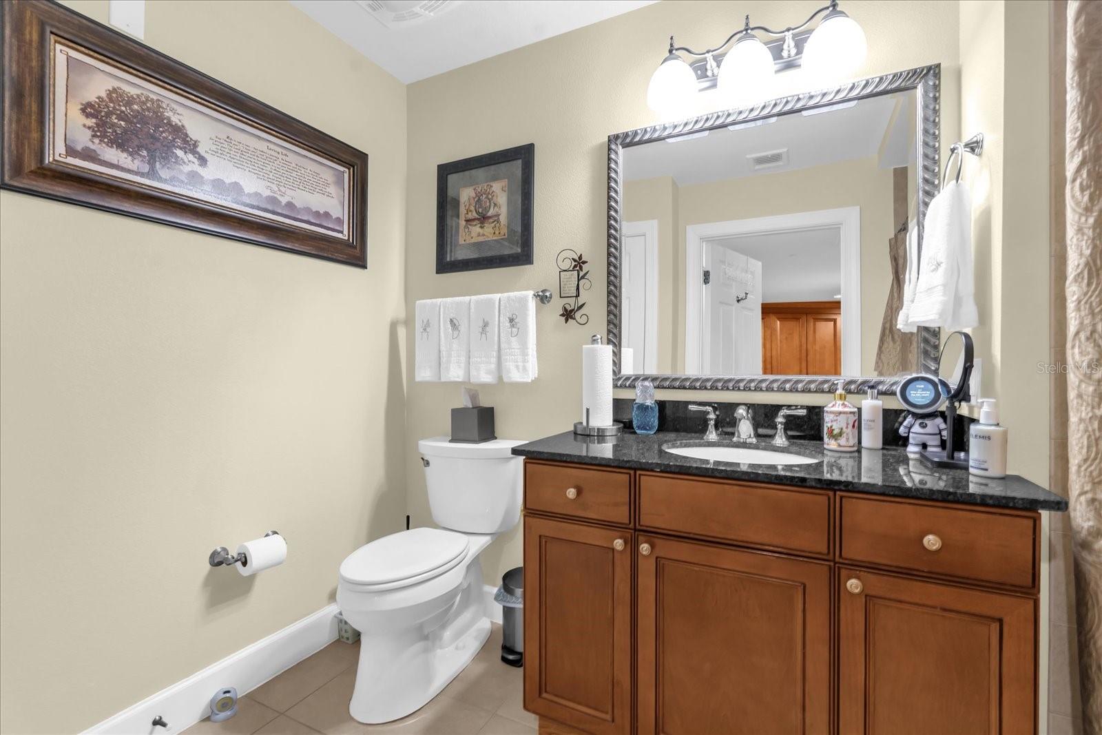 CENTRE COURT RIDGE PH 8 CONDO - Residential