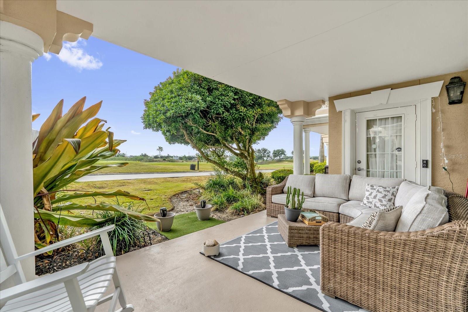 CENTRE COURT RIDGE PH 8 CONDO - Residential