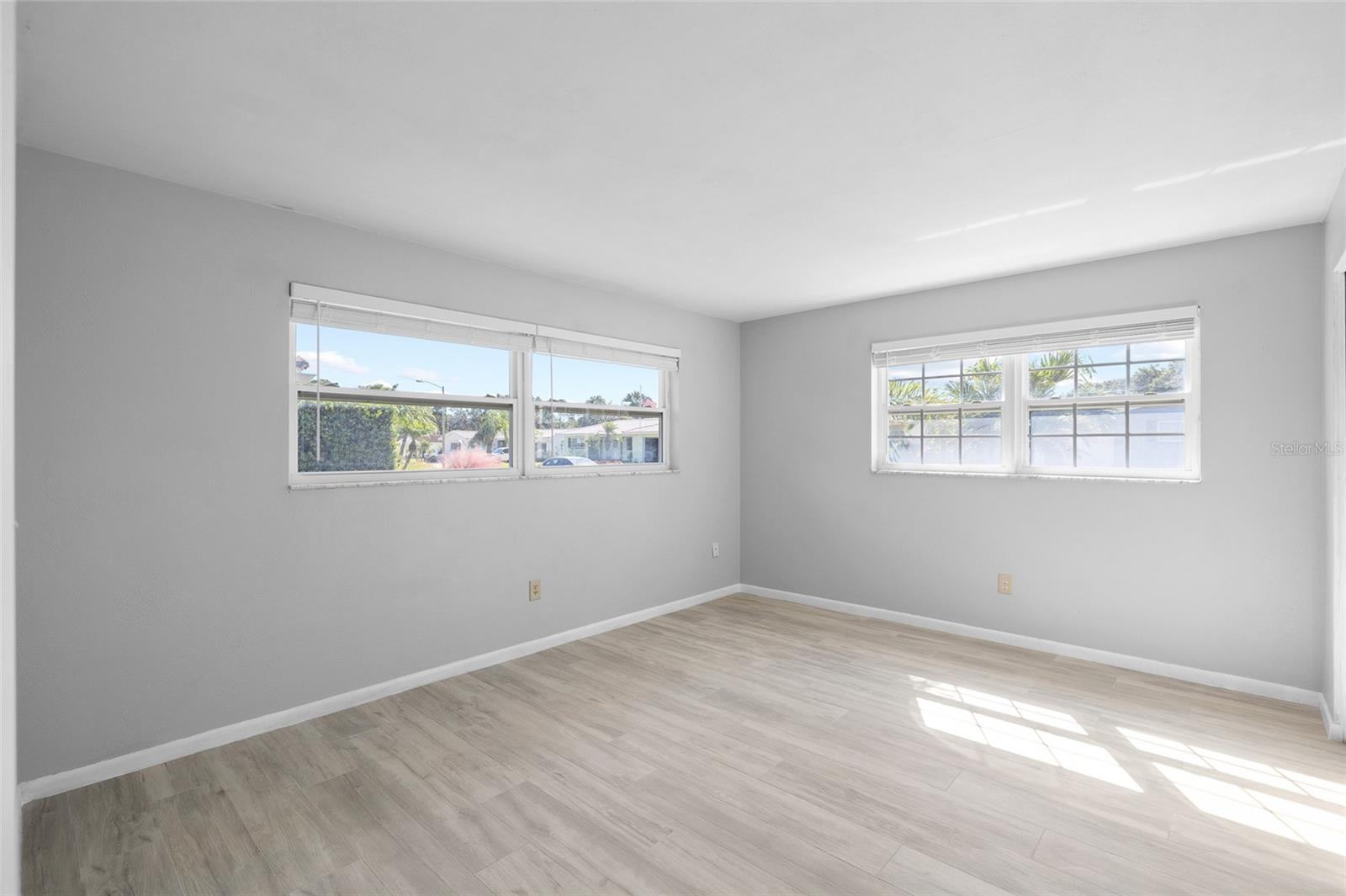 WILLIAMSDALE SQUARE 2ND ADD - Residential Lease