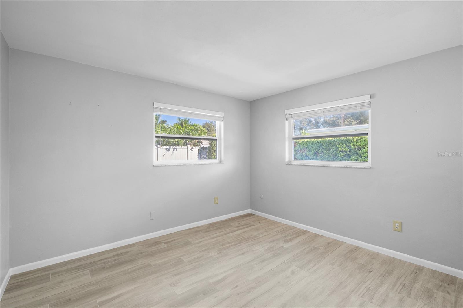 WILLIAMSDALE SQUARE 2ND ADD - Residential Lease