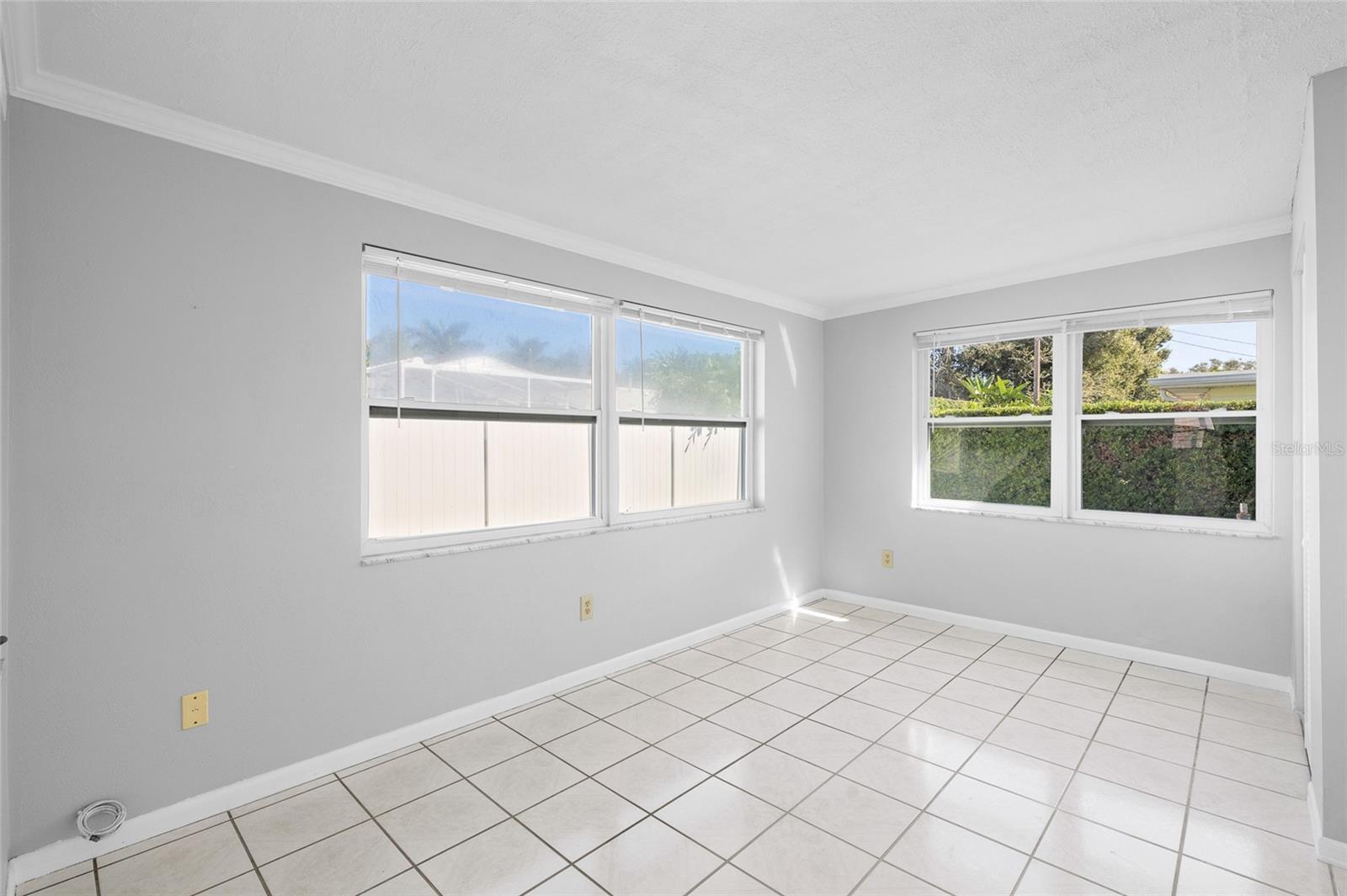 WILLIAMSDALE SQUARE 2ND ADD - Residential Lease