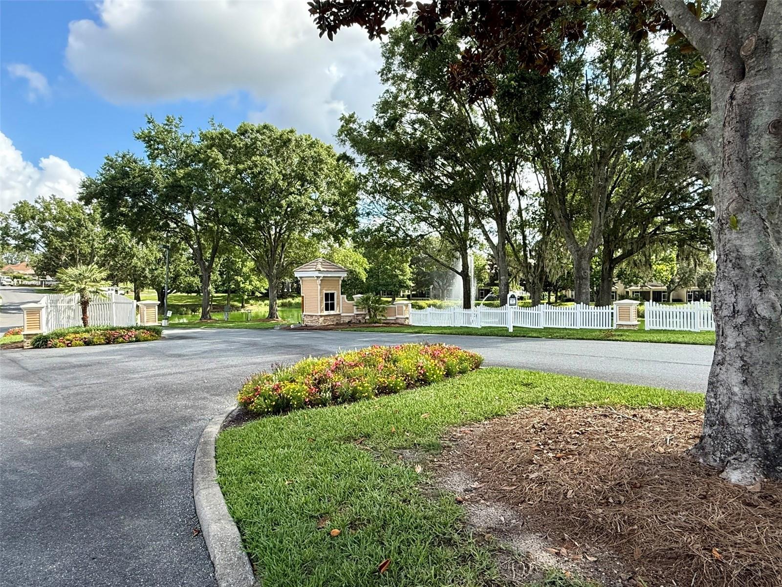 BRENTWOOD VILLAS 04 - Residential