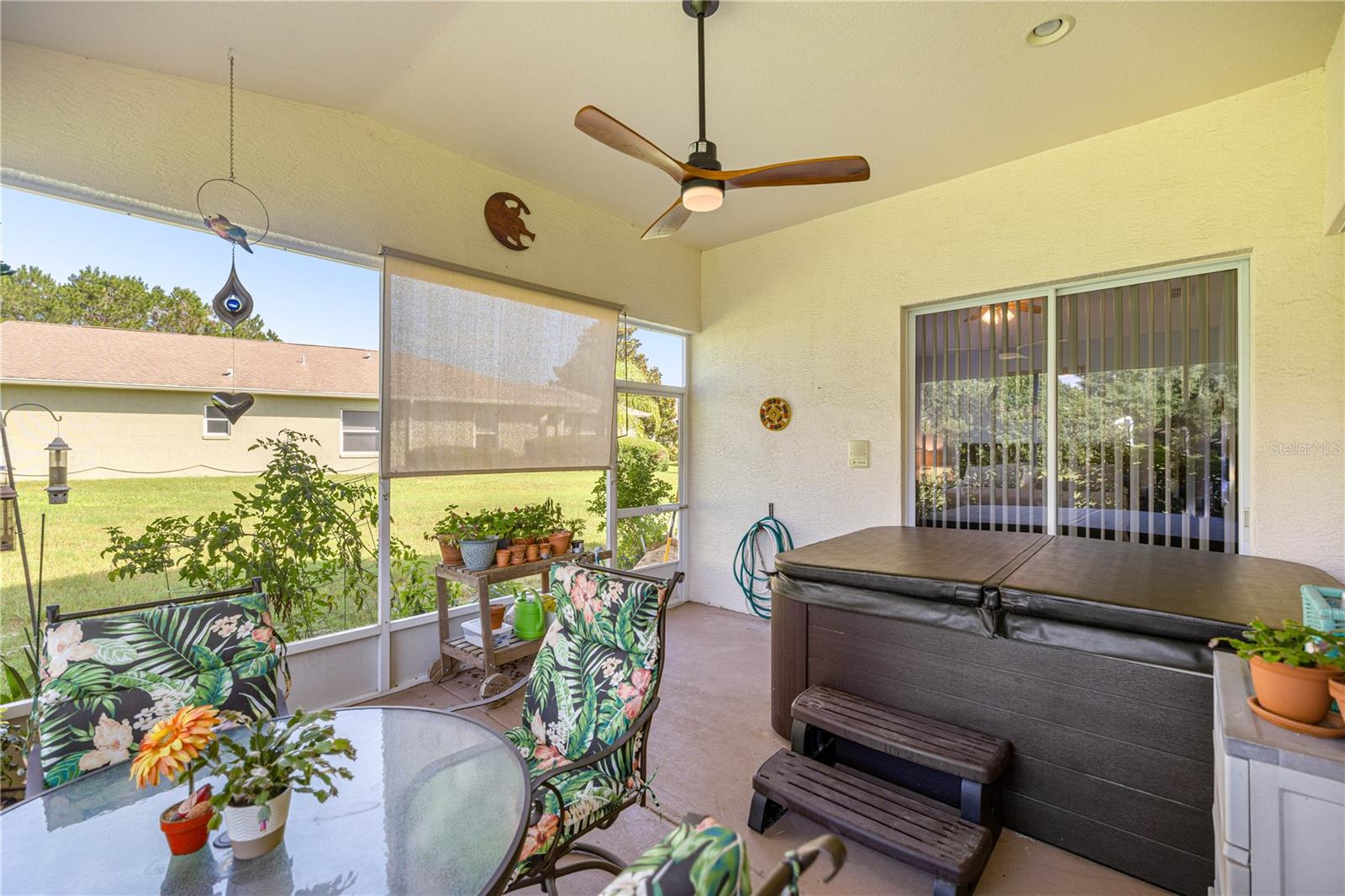 1824 W ZOE COURT
