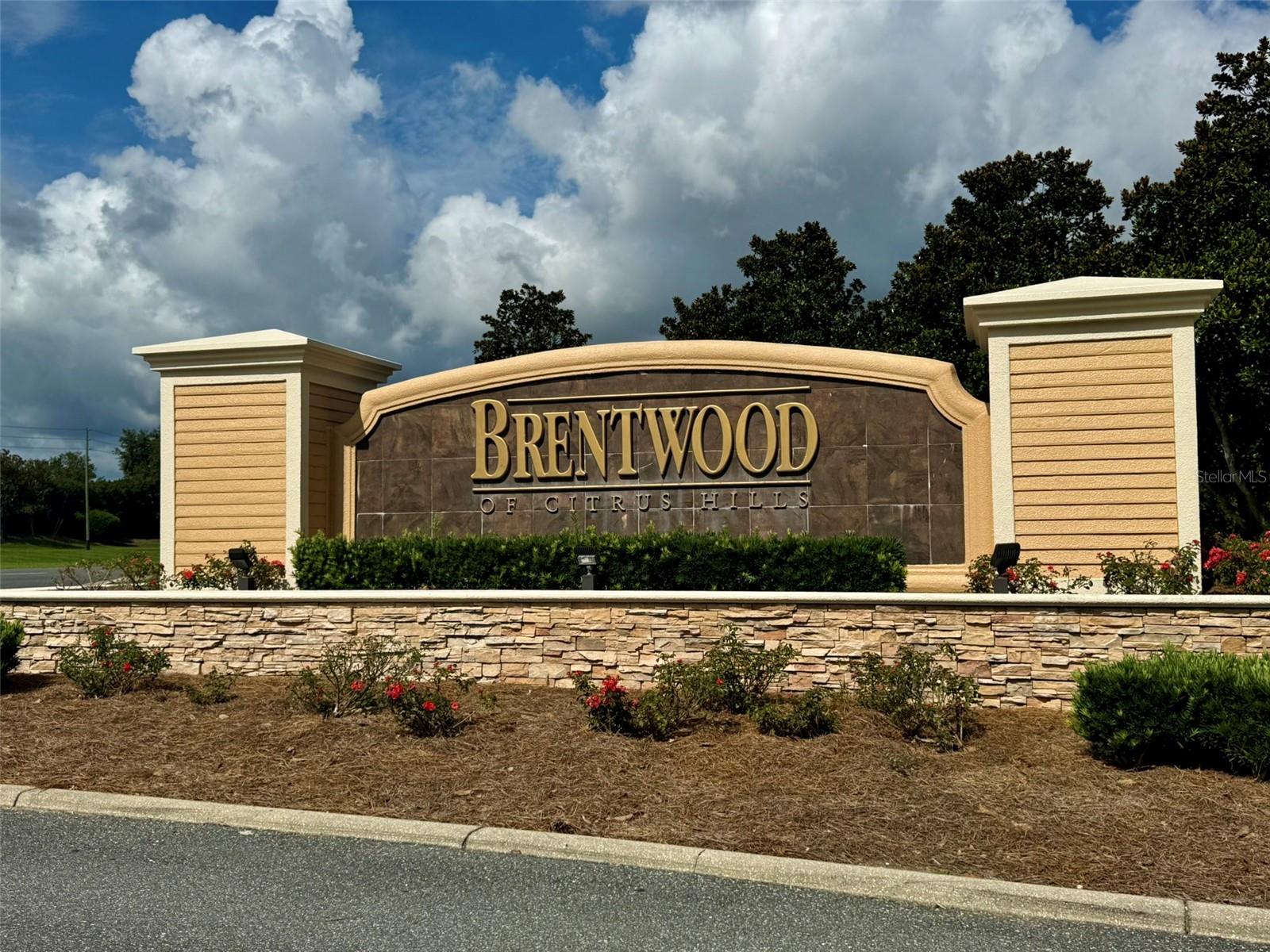 BRENTWOOD VILLAS 04 - Residential