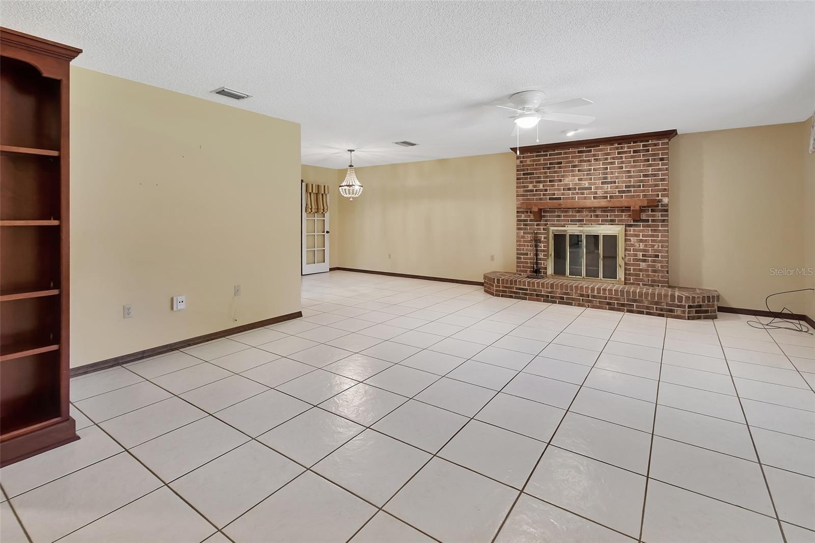 1105 BURGOYNE ROAD