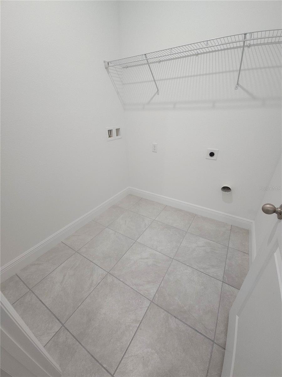 CITRUS SPGS UNIT 16 - Residential Lease