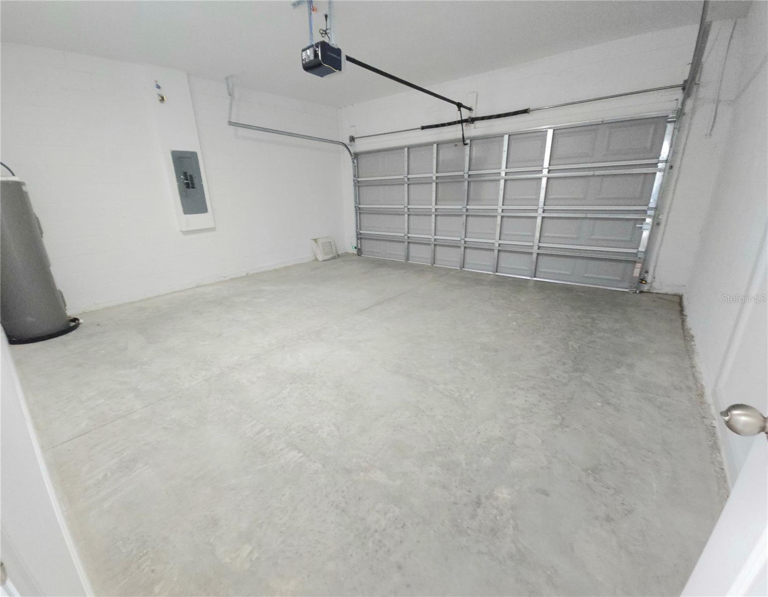 CITRUS SPGS UNIT 16 - Residential Lease