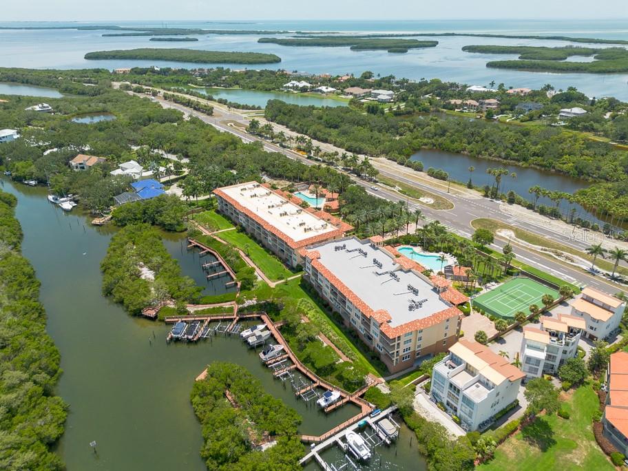 Photo 89 of 100 of 1695 PINELLAS BAYWAY S E4 condo