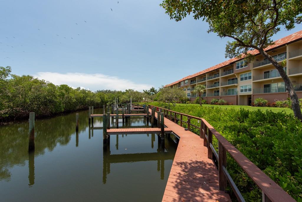 Photo 62 of 100 of 1695 PINELLAS BAYWAY S E4 condo