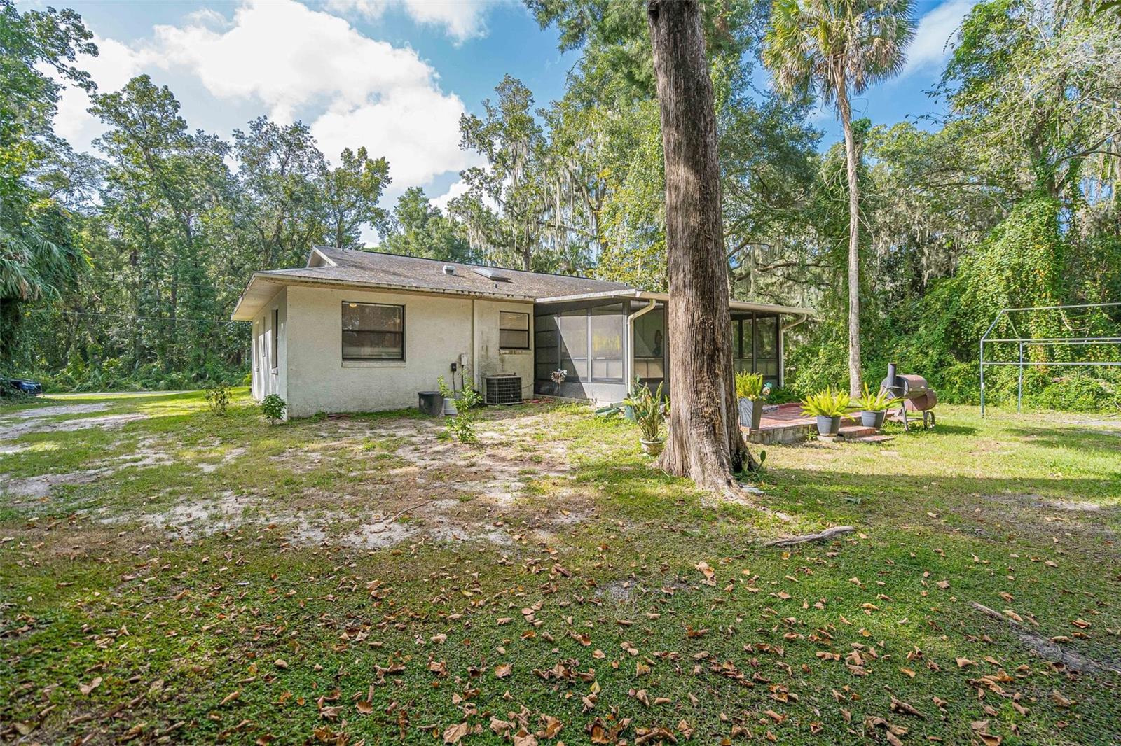 WOODLAND ESTATES UNIT 01 - Residential