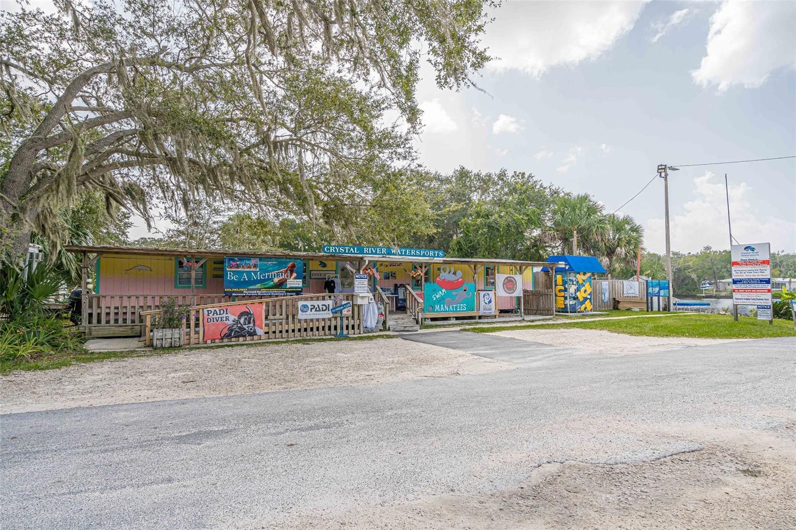 WOODLAND ESTATES UNIT 01 - Residential