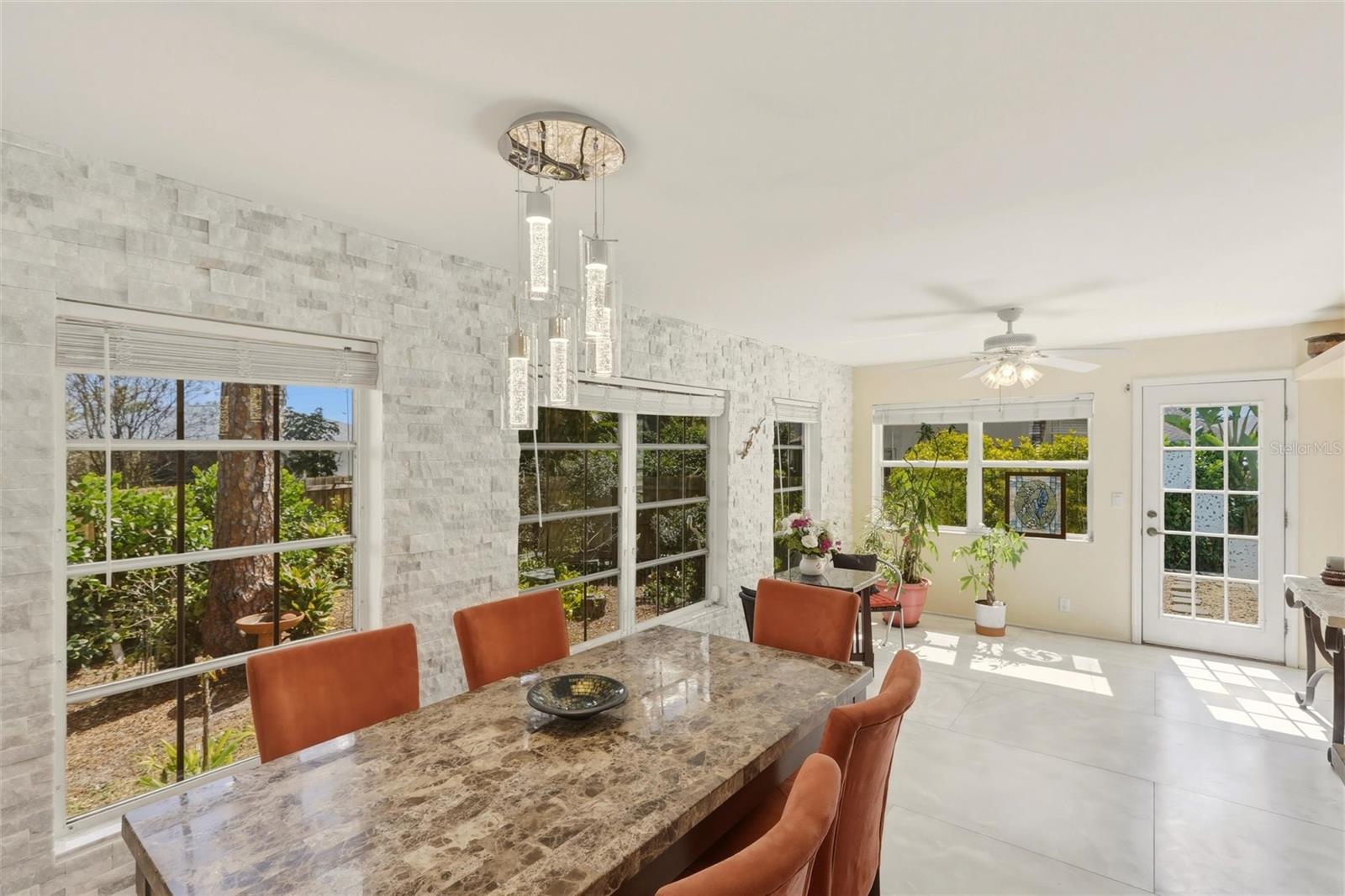 SOUTH VENICE UNIT 06 - Residential