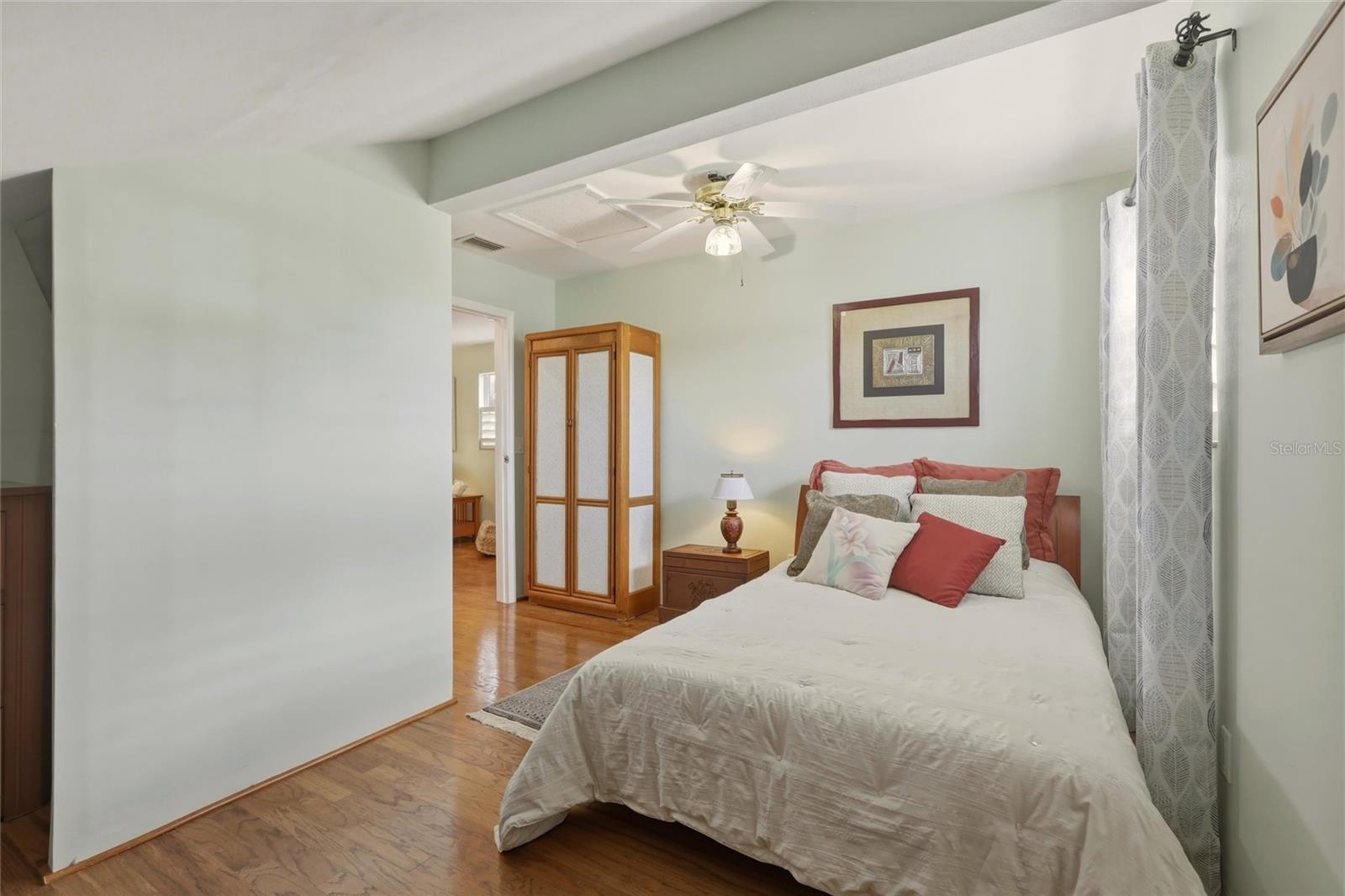 SOUTH VENICE UNIT 06 - Residential