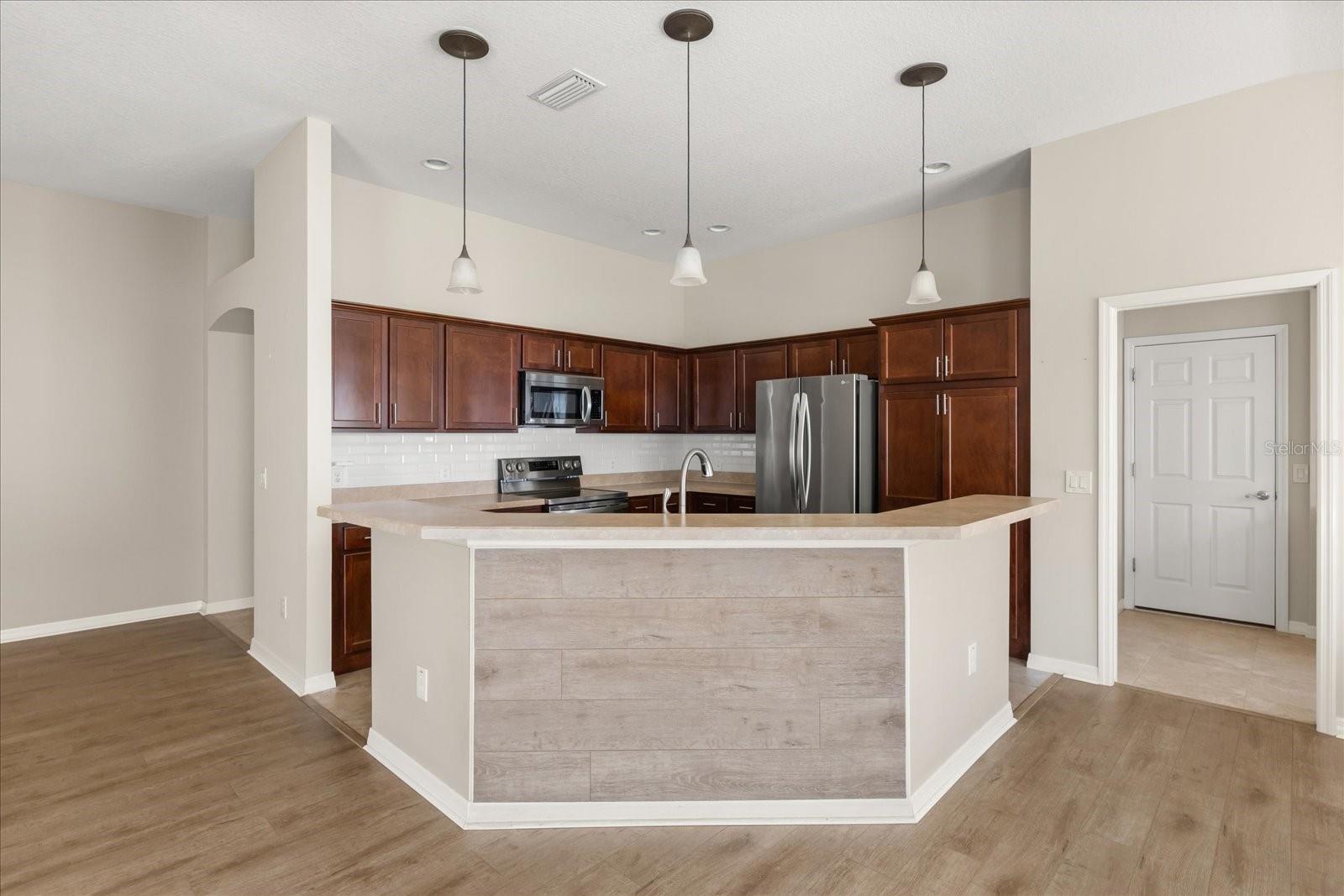 2247 SHANEWOOD COURT