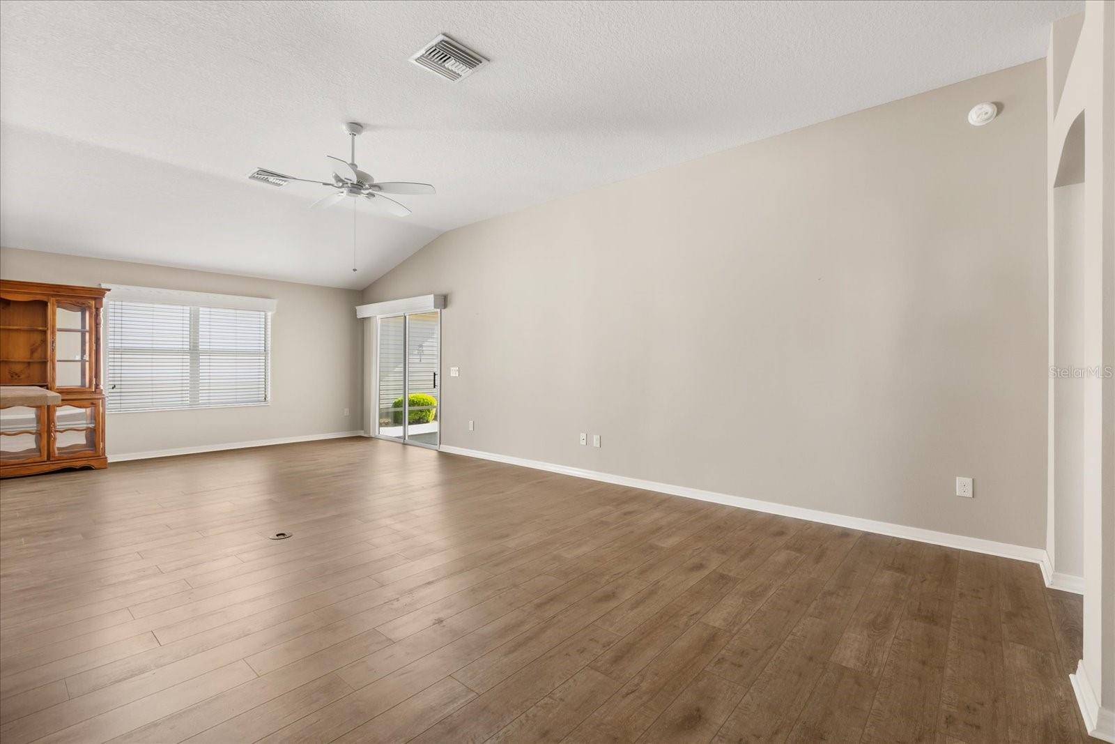 VILLAGES OF SUMTER SOUTHWOOD VILLAS - Residential