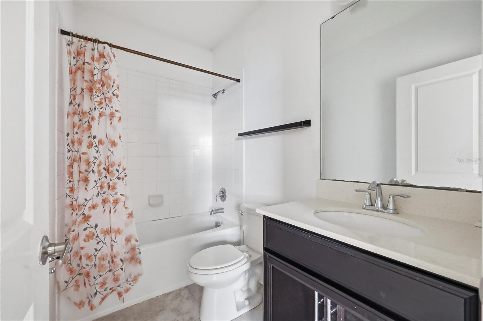 STOREY LAKE TR K - Residential Lease