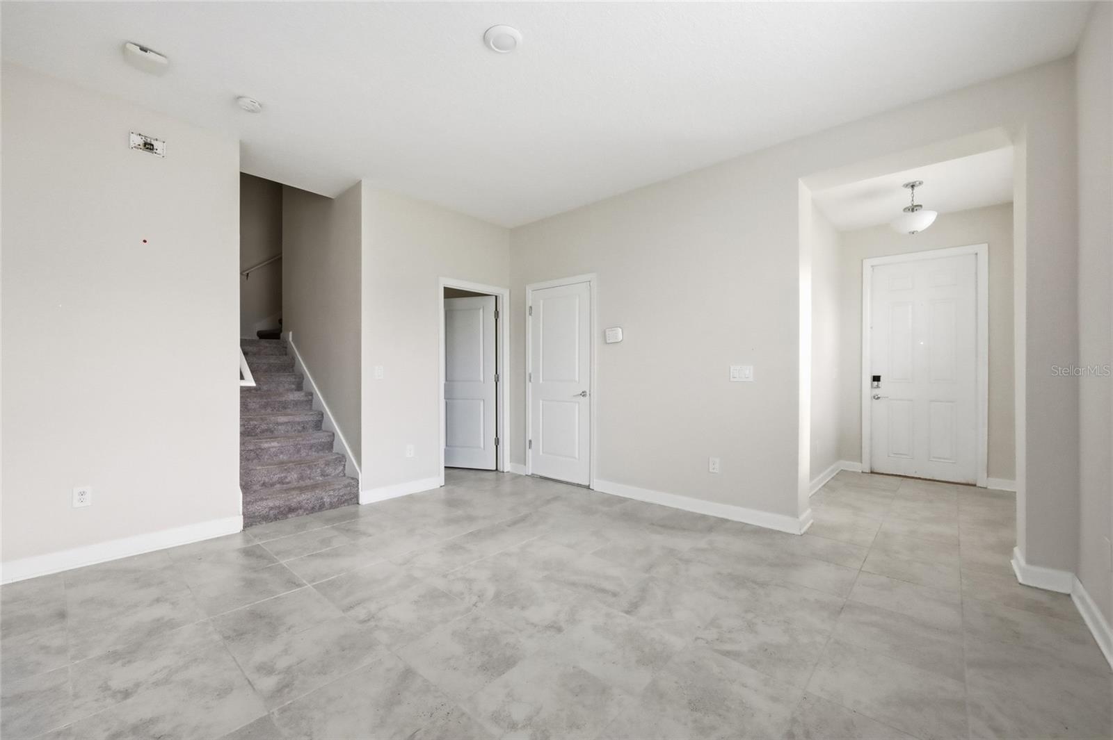 STOREY LAKE TR K - Residential Lease