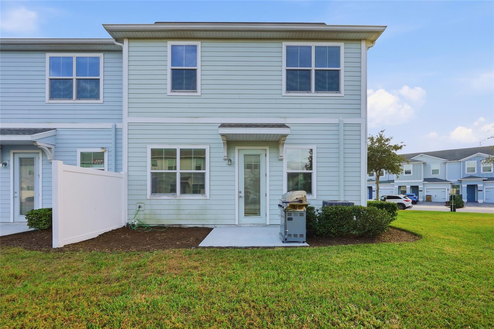 STOREY LAKE TR K - Residential Lease