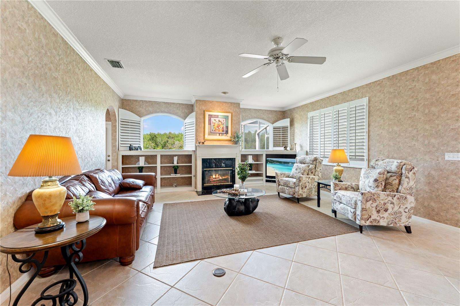 HUNTER'S GREEN, HUNTERS GREEN - Residential