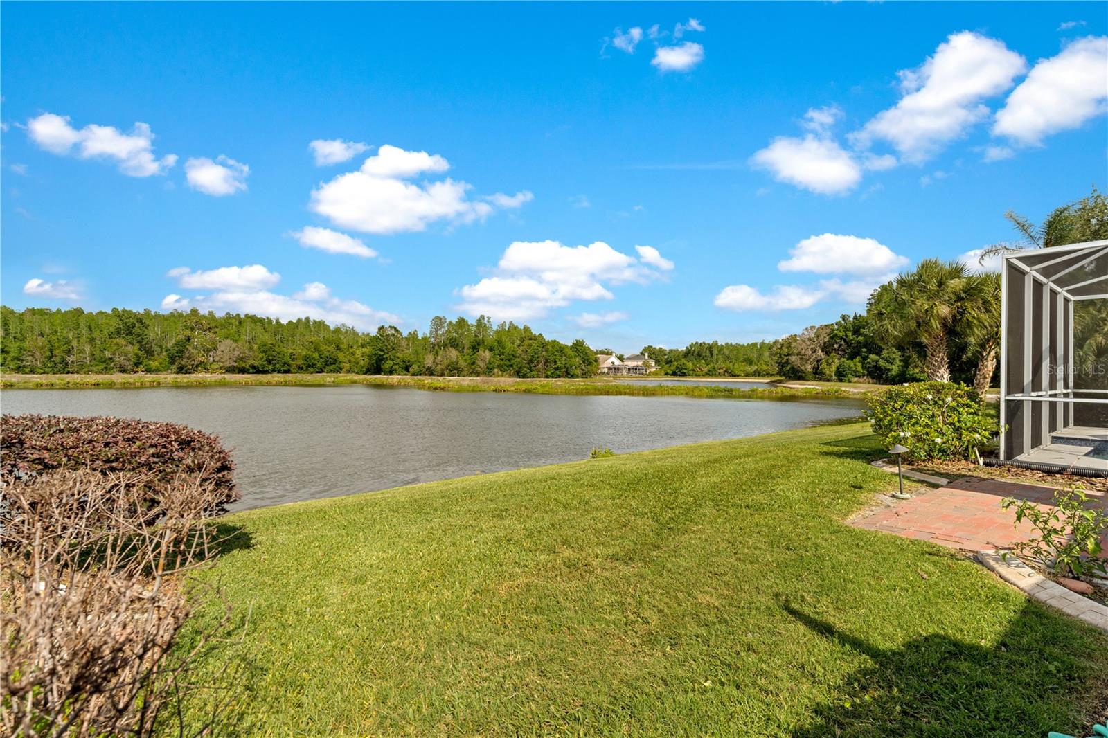 9442 HUNTERS POND DRIVE